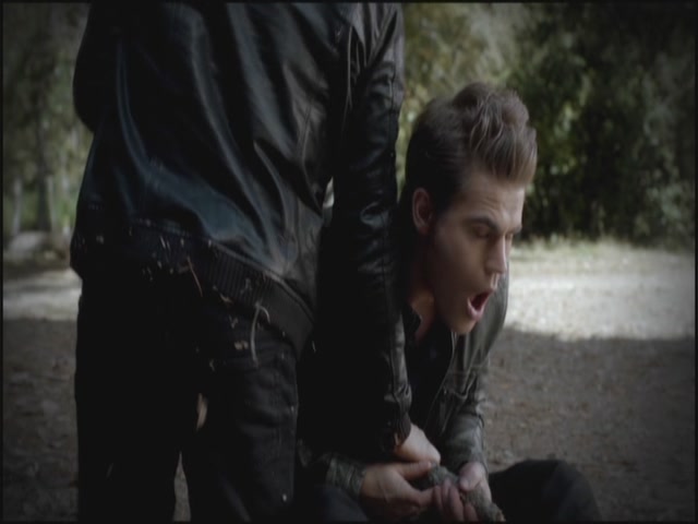 VampireDiariesWorld-dot-org-S3TVD_3x10TheNewDeal1355.jpg