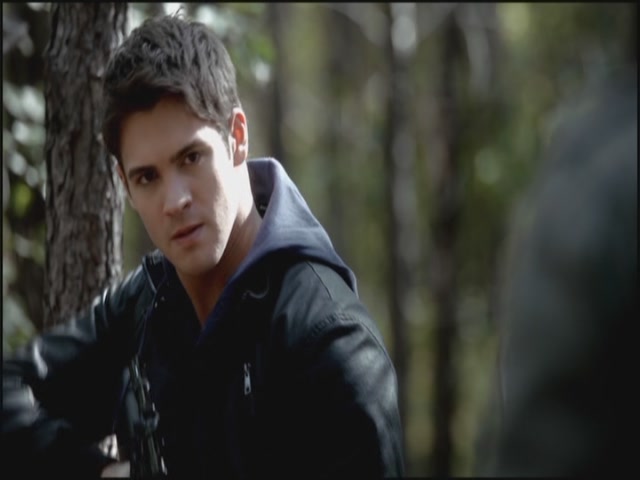 VampireDiariesWorld-dot-org-S3TVD_3x10TheNewDeal1381.jpg