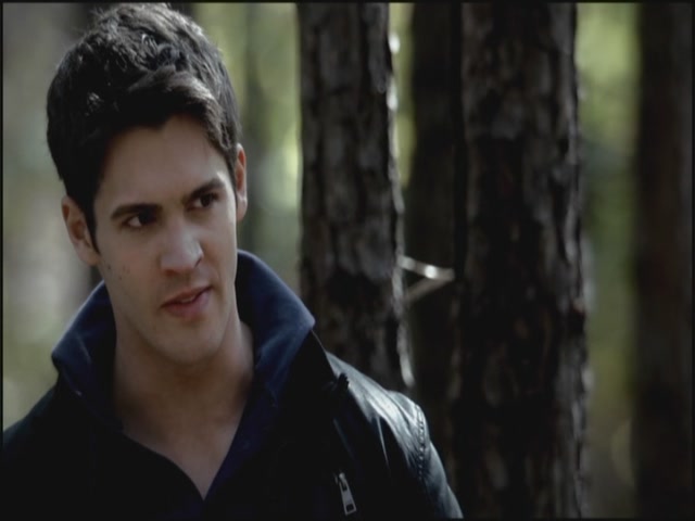 VampireDiariesWorld-dot-org-S3TVD_3x10TheNewDeal1389.jpg