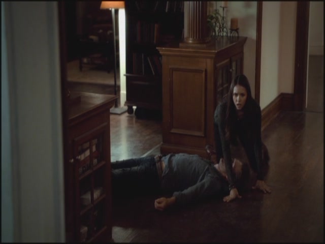 VampireDiariesWorld-dot-org-S3TVD_3x10TheNewDeal1485.jpg