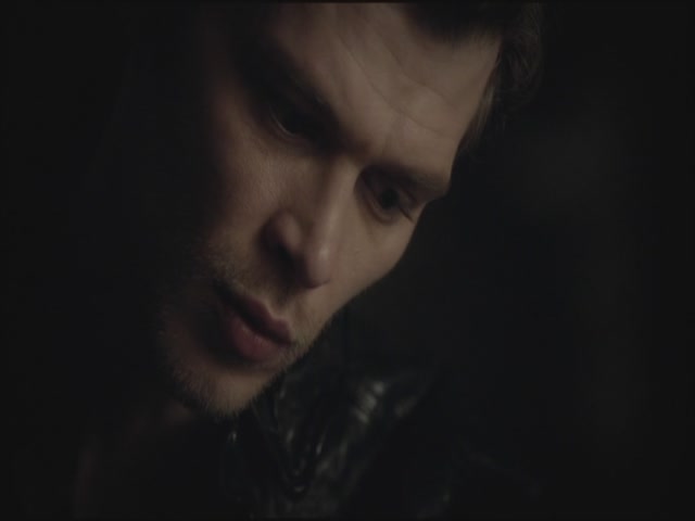 VampireDiariesWorld-dot-org-S3TVD_3x10TheNewDeal2003.jpg