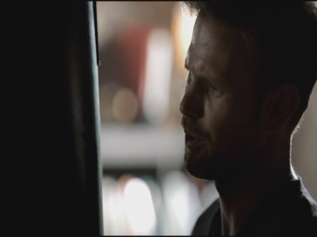 VampireDiariesWorld-dot-org-S3TVD_3x11OurTown0046.jpg