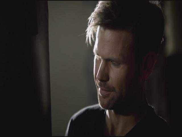 VampireDiariesWorld-dot-org-S3TVD_3x11OurTown0071.jpg
