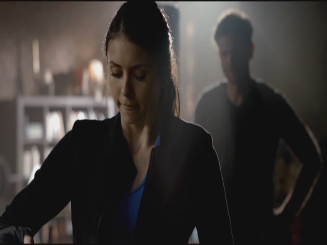 VampireDiariesWorld-dot-org-S3TVD_3x11OurTown0081.jpg