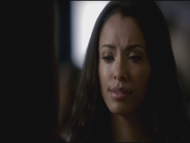 VampireDiariesWorld-dot-org-S3TVD_3x11OurTown0251.jpg