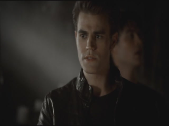 VampireDiariesWorld-dot-org-S3TVD_3x11OurTown0304.jpg