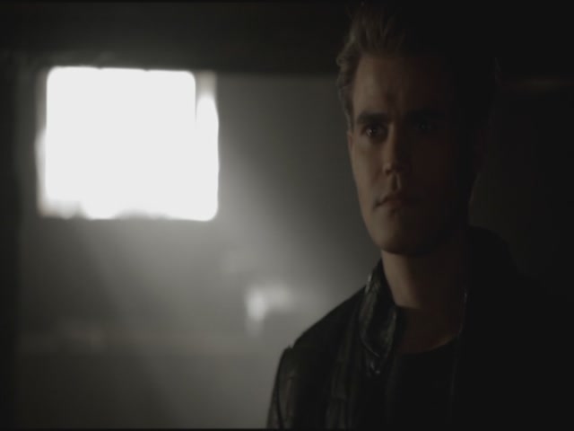 VampireDiariesWorld-dot-org-S3TVD_3x11OurTown0346.jpg