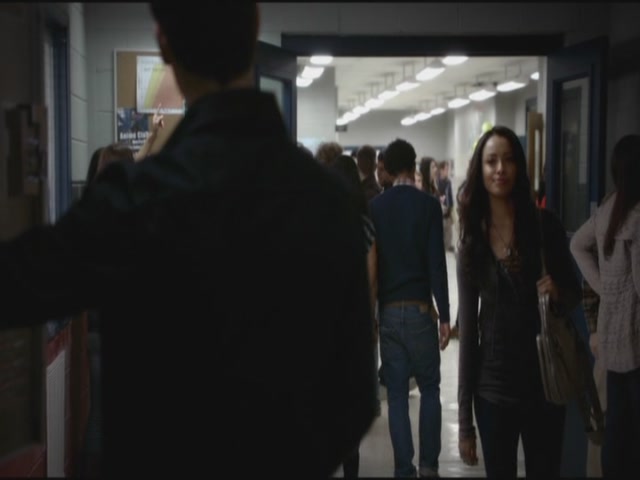 VampireDiariesWorld-dot-org-S3TVD_3x11OurTown0354.jpg