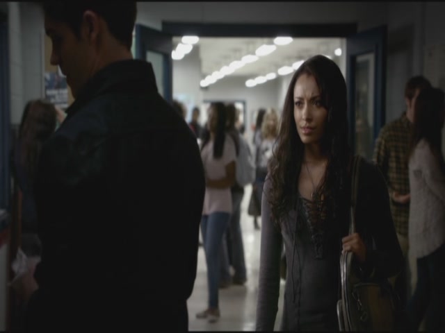 VampireDiariesWorld-dot-org-S3TVD_3x11OurTown0357.jpg