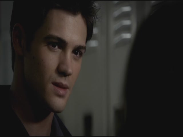 VampireDiariesWorld-dot-org-S3TVD_3x11OurTown0382.jpg