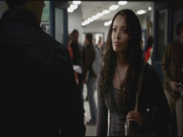 VampireDiariesWorld-dot-org-S3TVD_3x11OurTown0384.jpg