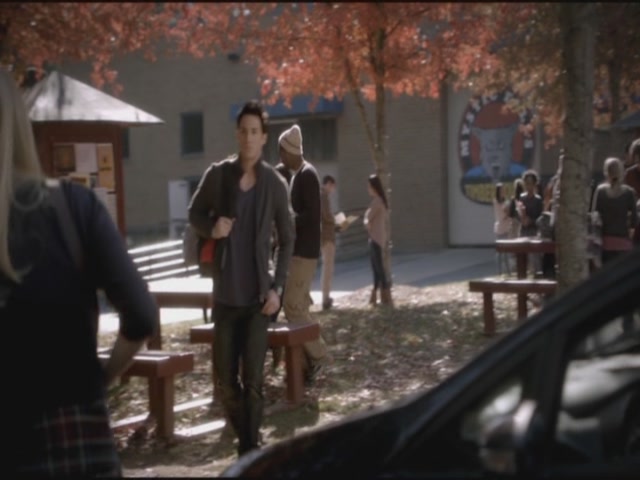 VampireDiariesWorld-dot-org-S3TVD_3x11OurTown0418.jpg