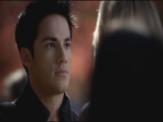 VampireDiariesWorld-dot-org-S3TVD_3x11OurTown0428.jpg