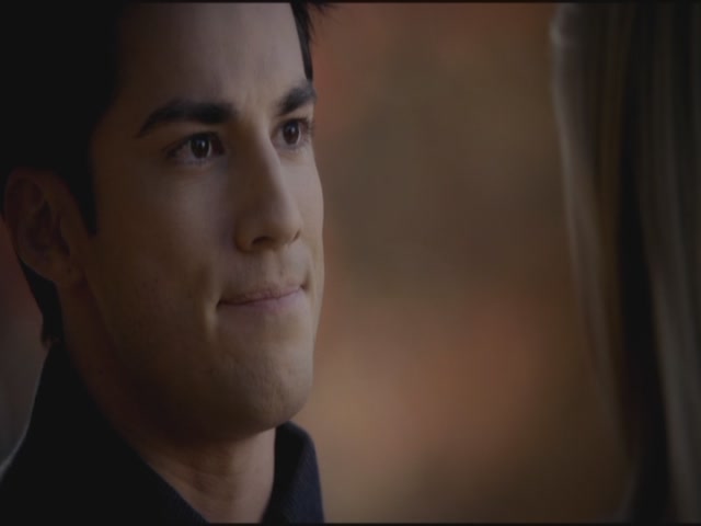 VampireDiariesWorld-dot-org-S3TVD_3x11OurTown0456.jpg