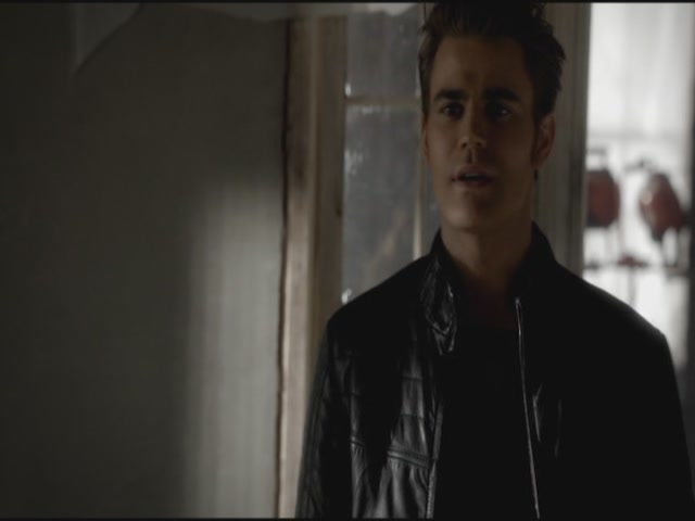 VampireDiariesWorld-dot-org-S3TVD_3x11OurTown0539.jpg