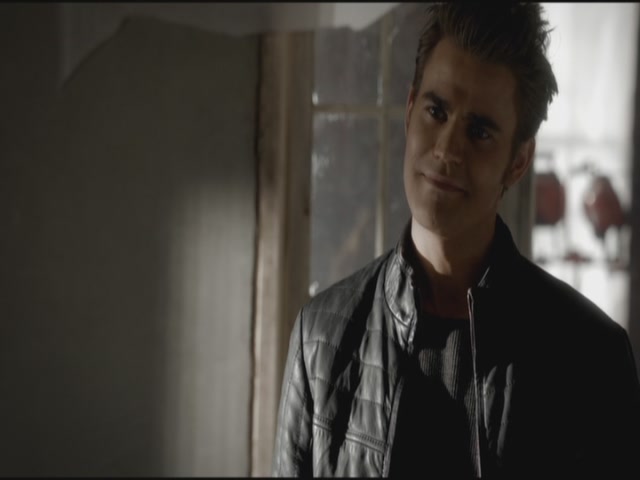 VampireDiariesWorld-dot-org-S3TVD_3x11OurTown0545.jpg