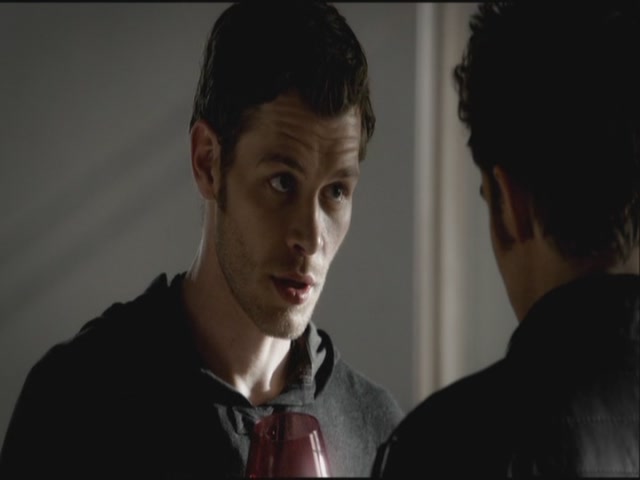 VampireDiariesWorld-dot-org-S3TVD_3x11OurTown0585.jpg