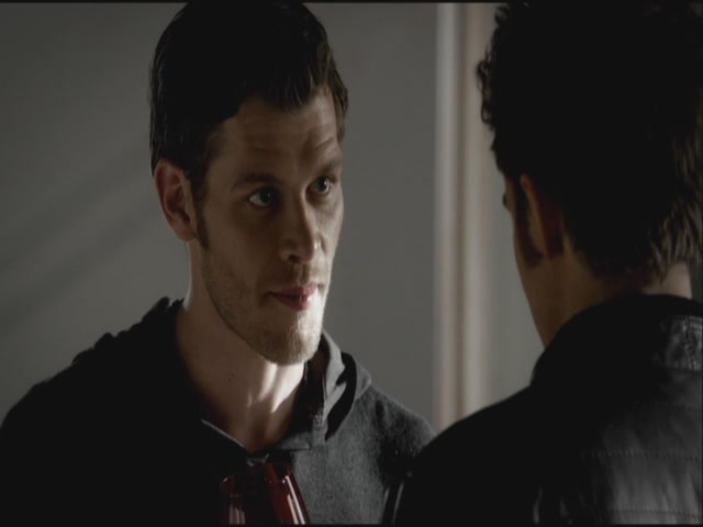 VampireDiariesWorld-dot-org-S3TVD_3x11OurTown0590.jpg