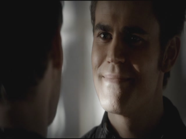 VampireDiariesWorld-dot-org-S3TVD_3x11OurTown0609.jpg