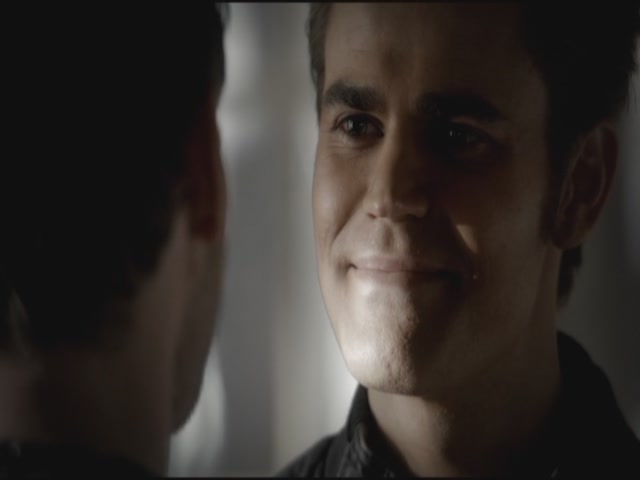 VampireDiariesWorld-dot-org-S3TVD_3x11OurTown0613.jpg