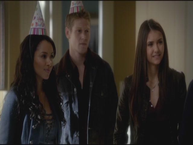 VampireDiariesWorld-dot-org-S3TVD_3x11OurTown0676.jpg