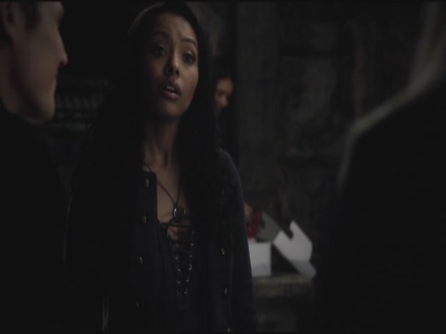 VampireDiariesWorld-dot-org-S3TVD_3x11OurTown0867.jpg