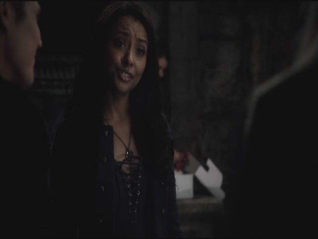 VampireDiariesWorld-dot-org-S3TVD_3x11OurTown0868.jpg