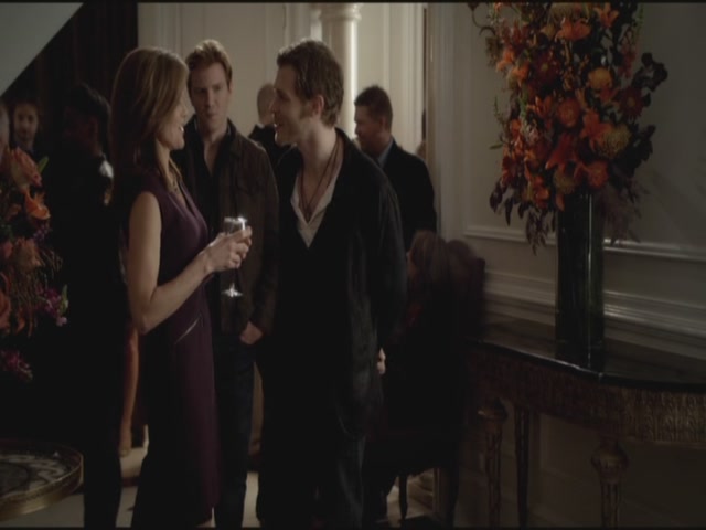 VampireDiariesWorld-dot-org-S3TVD_3x11OurTown0999.jpg