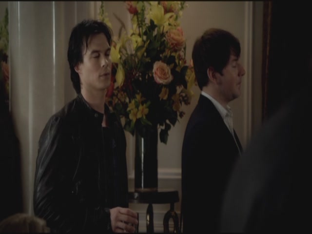 VampireDiariesWorld-dot-org-S3TVD_3x11OurTown1000.jpg