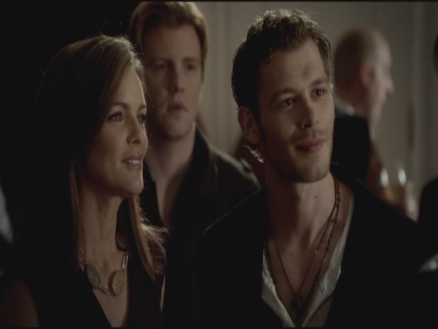 VampireDiariesWorld-dot-org-S3TVD_3x11OurTown1014.jpg