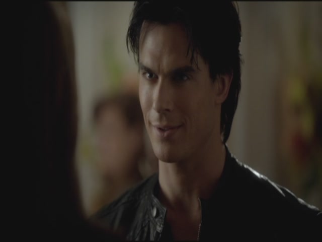 VampireDiariesWorld-dot-org-S3TVD_3x11OurTown1027.jpg