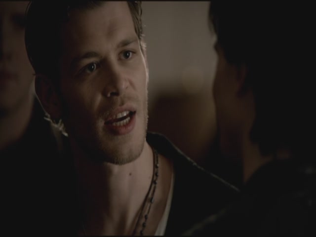 VampireDiariesWorld-dot-org-S3TVD_3x11OurTown1029.jpg