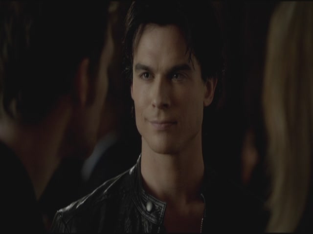 VampireDiariesWorld-dot-org-S3TVD_3x11OurTown1031.jpg