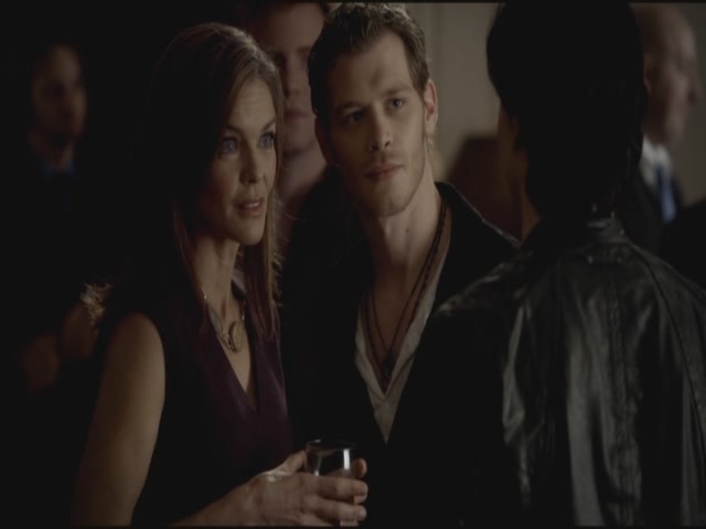 VampireDiariesWorld-dot-org-S3TVD_3x11OurTown1044.jpg