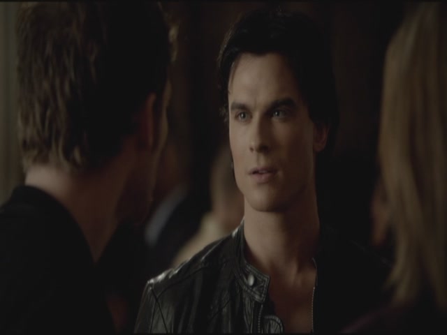 VampireDiariesWorld-dot-org-S3TVD_3x11OurTown1061.jpg