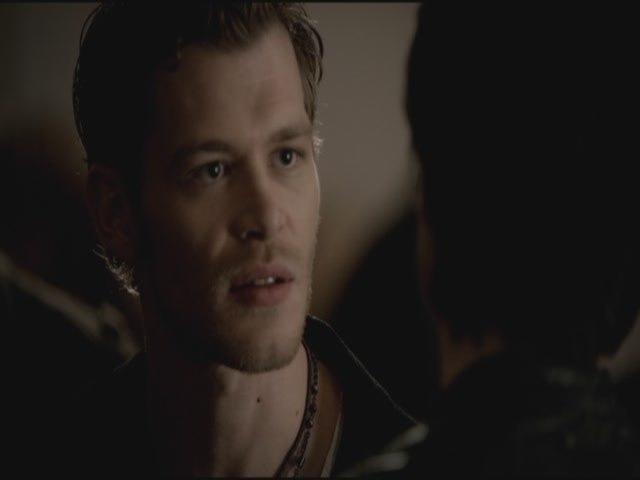 VampireDiariesWorld-dot-org-S3TVD_3x11OurTown1063.jpg