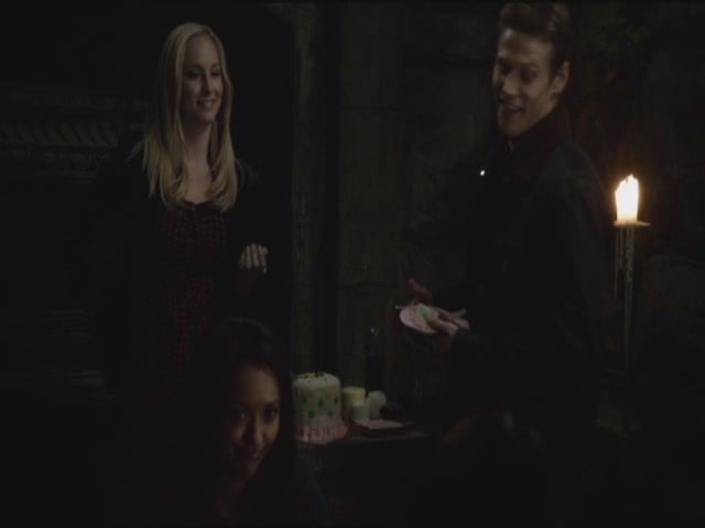 VampireDiariesWorld-dot-org-S3TVD_3x11OurTown1082.jpg