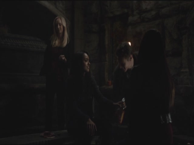 VampireDiariesWorld-dot-org-S3TVD_3x11OurTown1083.jpg