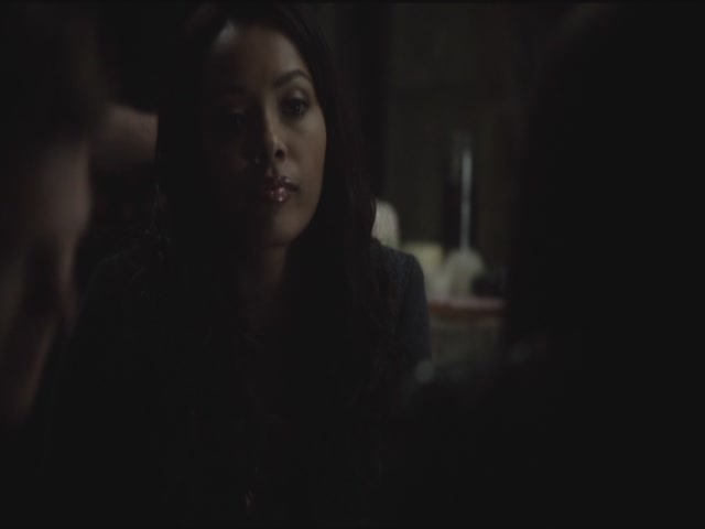 VampireDiariesWorld-dot-org-S3TVD_3x11OurTown1111.jpg