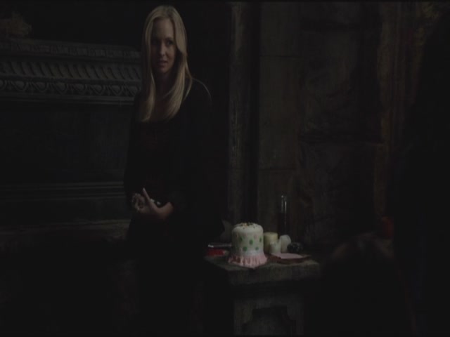 VampireDiariesWorld-dot-org-S3TVD_3x11OurTown1146.jpg