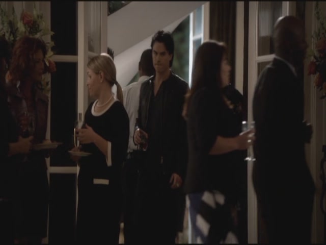 VampireDiariesWorld-dot-org-S3TVD_3x11OurTown1151.jpg