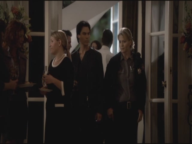 VampireDiariesWorld-dot-org-S3TVD_3x11OurTown1152.jpg