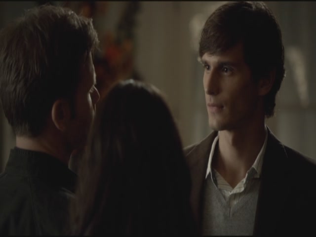 VampireDiariesWorld-dot-org-S3TVD_3x11OurTown1190.jpg