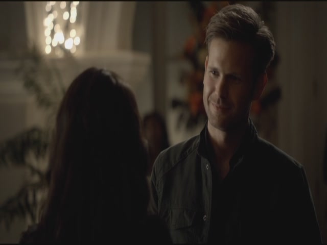 VampireDiariesWorld-dot-org-S3TVD_3x11OurTown1226.jpg