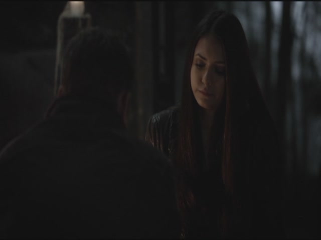 VampireDiariesWorld-dot-org-S3TVD_3x11OurTown1352.jpg