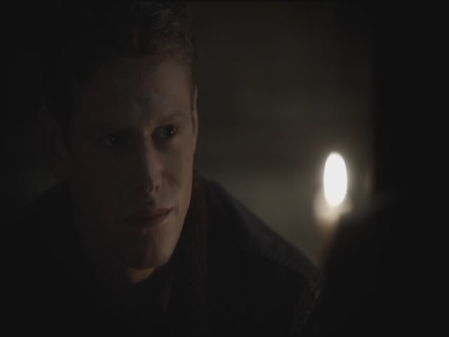 VampireDiariesWorld-dot-org-S3TVD_3x11OurTown1376.jpg