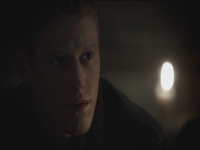 VampireDiariesWorld-dot-org-S3TVD_3x11OurTown1386.jpg