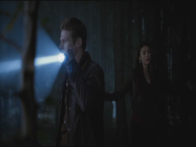 VampireDiariesWorld-dot-org-S3TVD_3x11OurTown1467.jpg