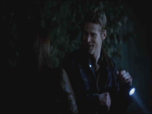 VampireDiariesWorld-dot-org-S3TVD_3x11OurTown1477.jpg