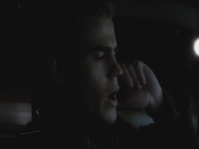 VampireDiariesWorld-dot-org-S3TVD_3x11OurTown1502.jpg